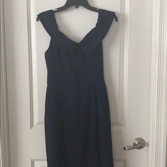 Vince Camuto Crepe Dress - Picture 5 of 5